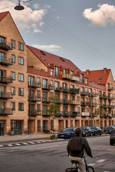 Det klassiske får et moderne tvist i københavner-karréer skabt med stålprofiler, Køhlers Have, Borgmester Christiansens Gade 17, 2450 København SV